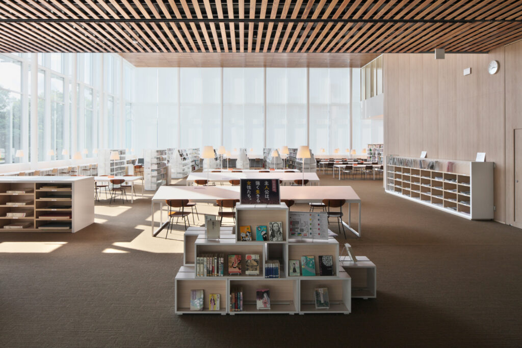 【2026年リポート】「静かな図書館」はもう古い？ さいたま市立大宮図書館が巻き起こす、都市型公共空間の革命的アップデート