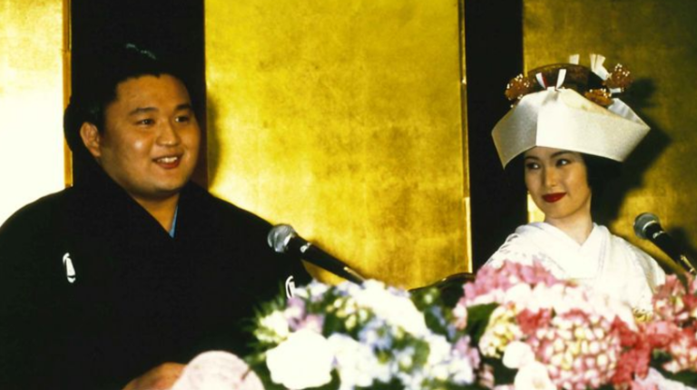 貴乃花の奥さんは初恋相手だった！再婚の真相と河野景子との離婚理由を徹底解説