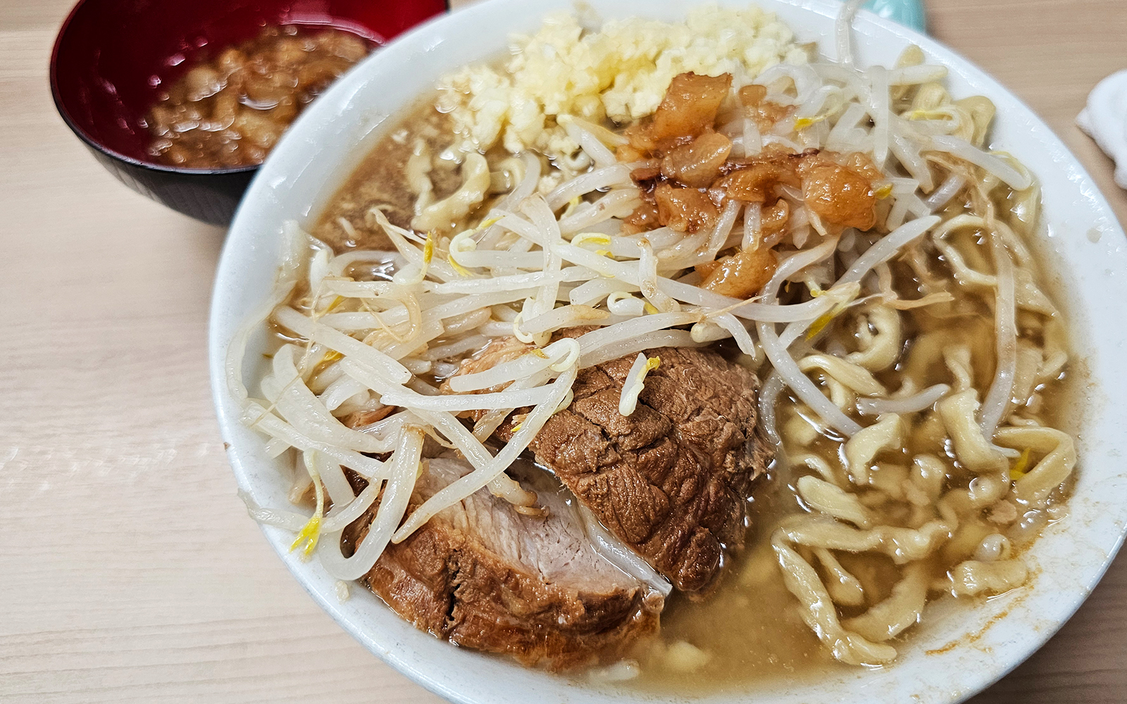 歴史を刻めの頼み方とコール完全解説！初心者向け麺量と店舗情報
