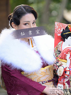 視線を奪う「存在感」の正体——2026年、なぜ私たちはあの人に惹きつけられてしまうのか？