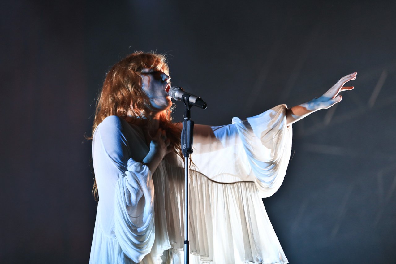 Florence and the Machine Support Act
