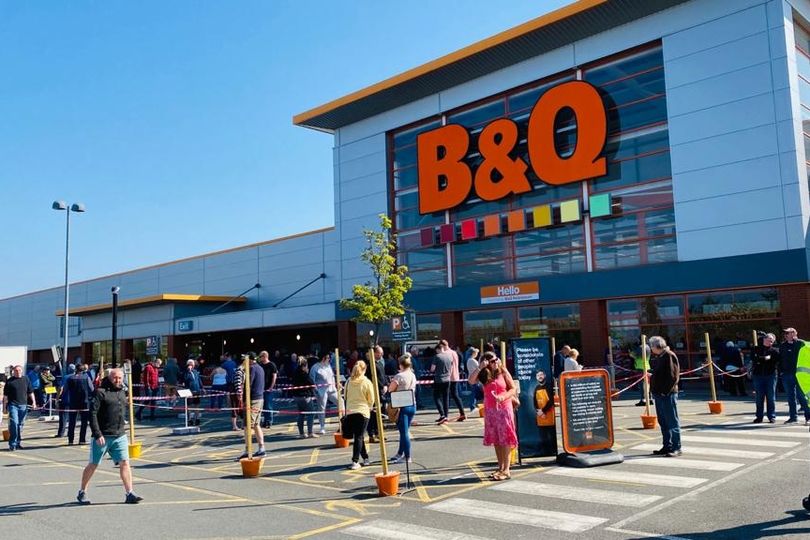 Is B&Q Open on Bank Holidays