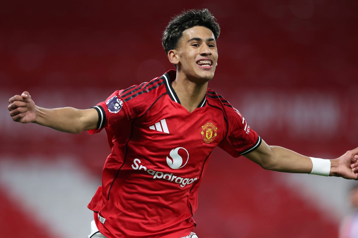 How Old Is Jj Gabriel? Biography, Career Stats, and Man Utd Future Explained