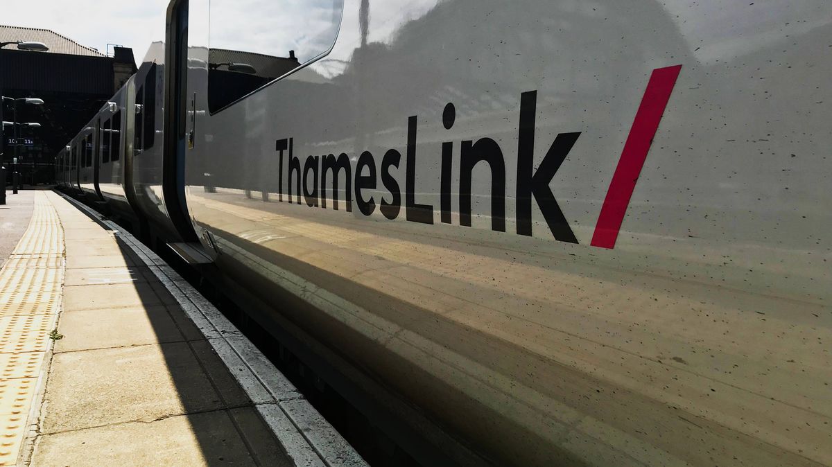 Thameslink Services Resume After Person Hit by Train Near Luton