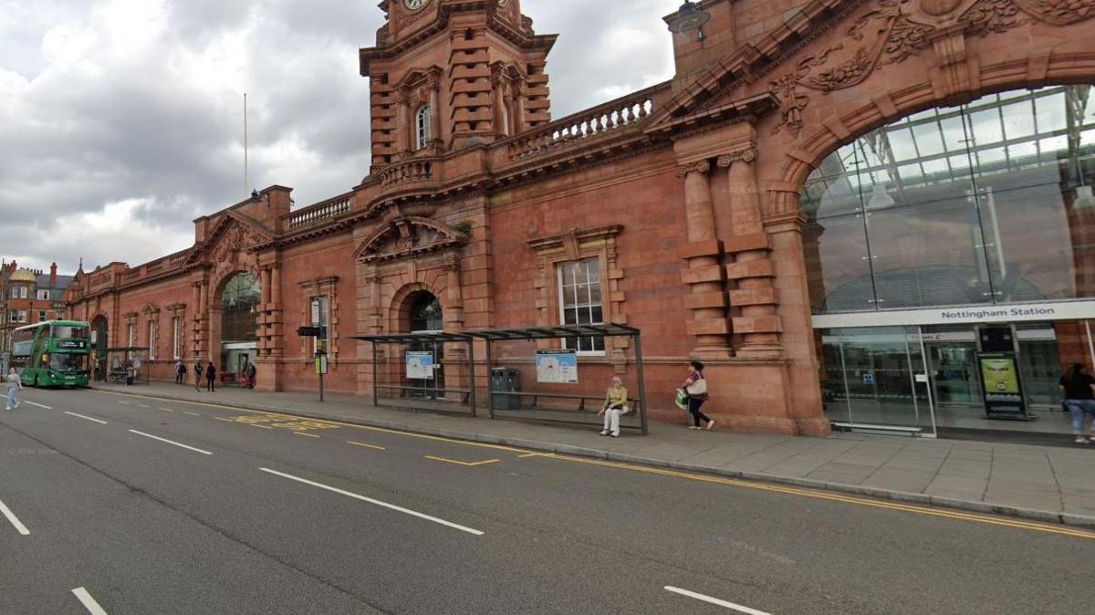 Nottingham Train Station Carrington Street Nottingham