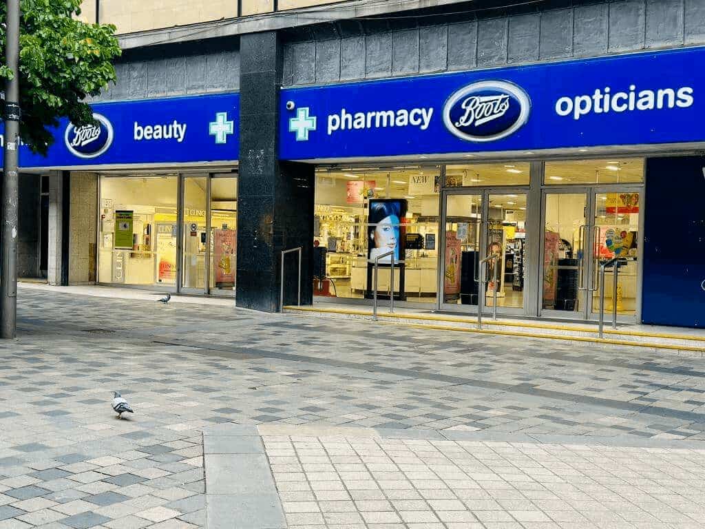 Specsavers Opticians and Audiologists - Weston-Super-Mare