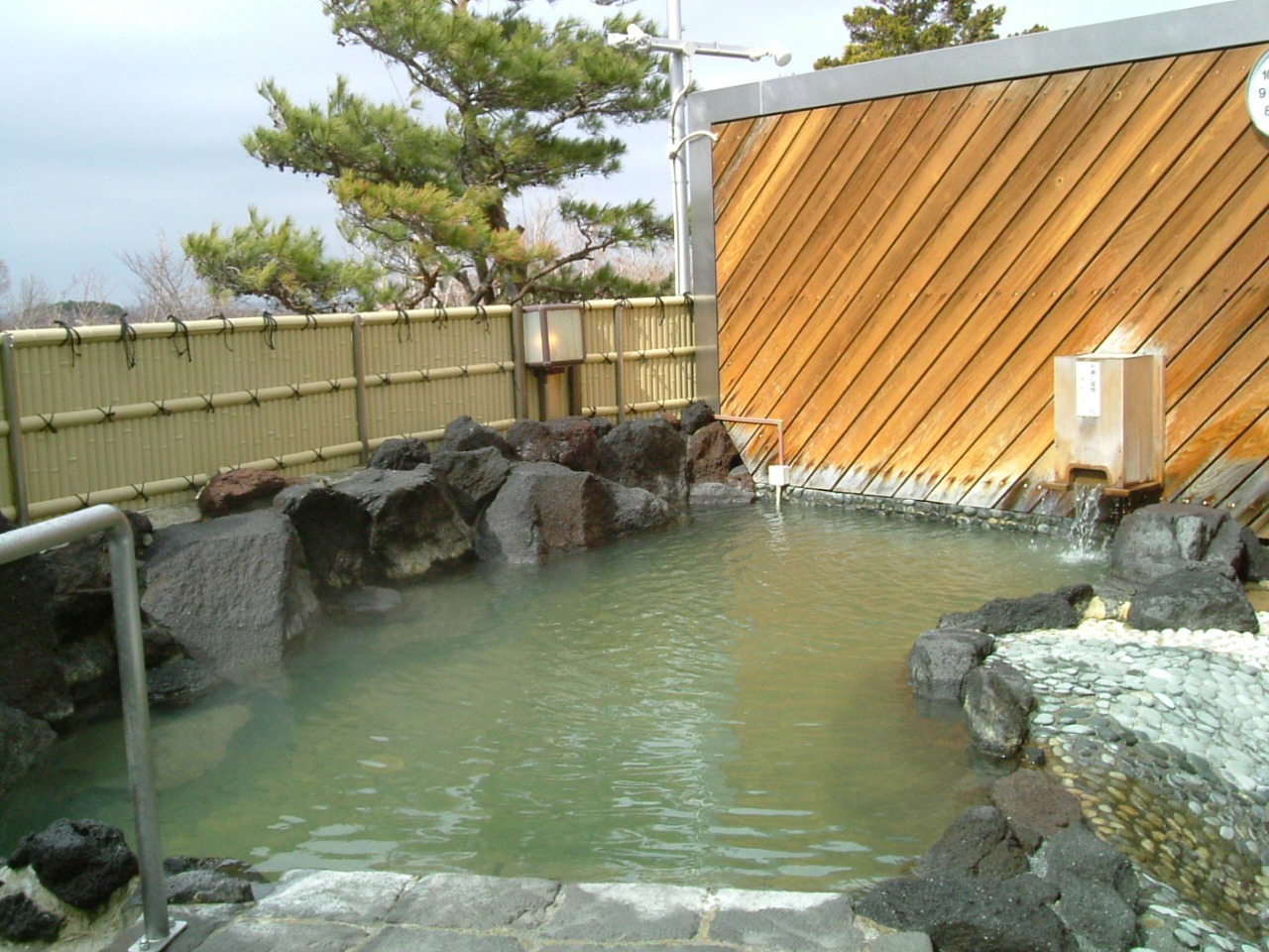 ながぬま温泉の魅力徹底解剖！強塩泉と絶品ジンギスカンを現場取材