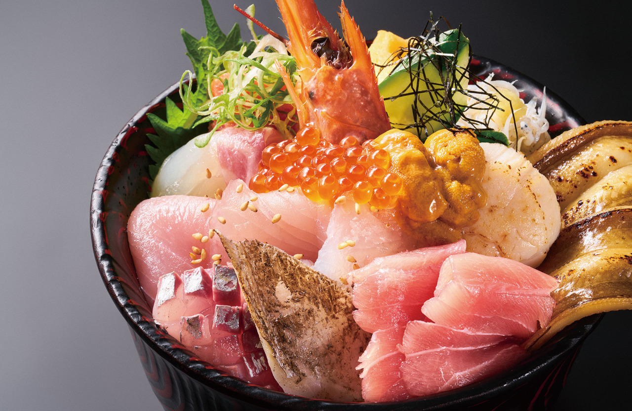 館山なぎさ食堂の絶品海鮮丼とオーシャンビュー！混雑回避の裏ワザ