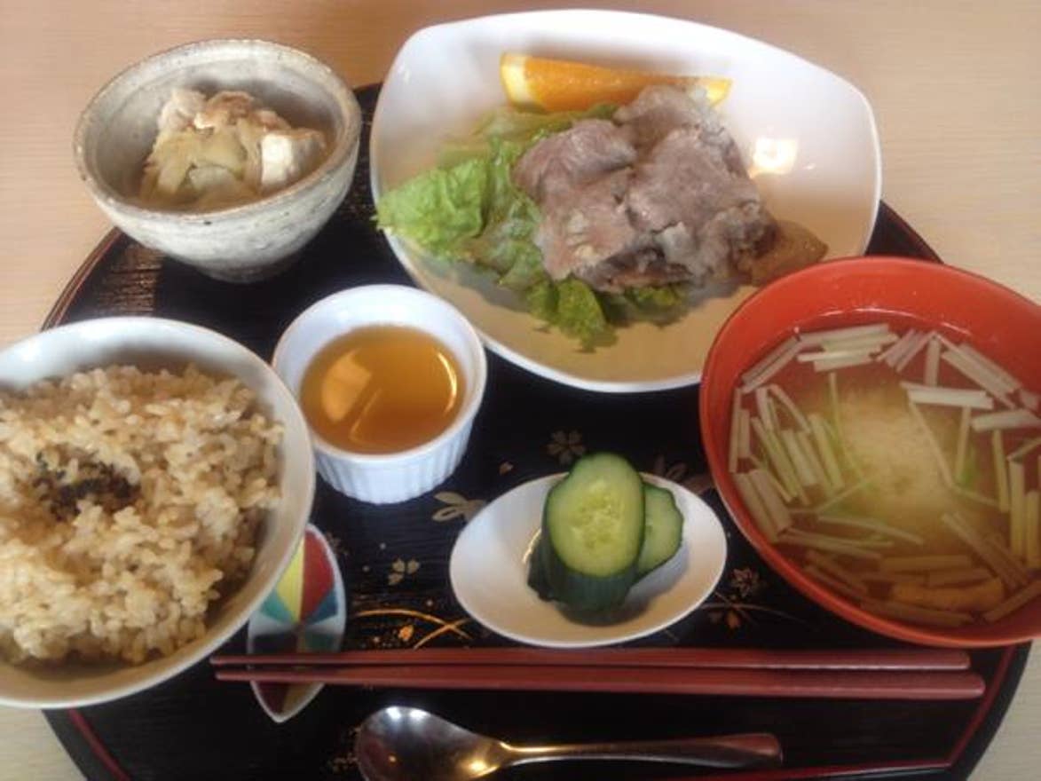 食の都庄内が放つ熱気！鶴岡ランチ決定版と地元熱狂の隠れ名店