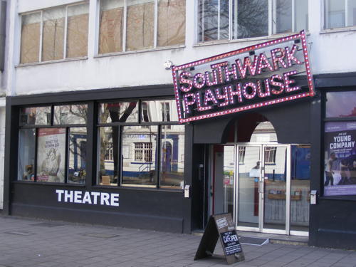 Southwark Playhouse 77 85 Newington Causeway London Se1 6Bd