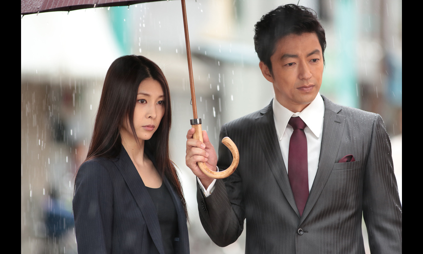 ストロベリーナイト大沢たかおの色気と雨のキス！牧田勲の結末と死因