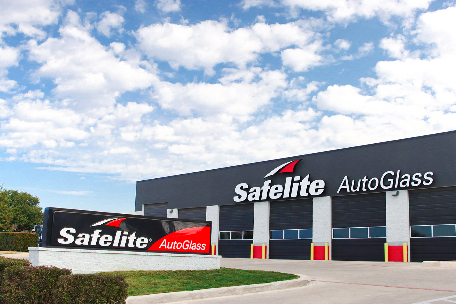 Is Safelite Glass Good