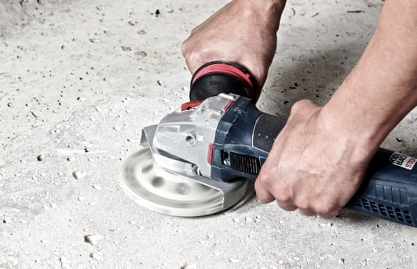How to Use a Concrete Grinder