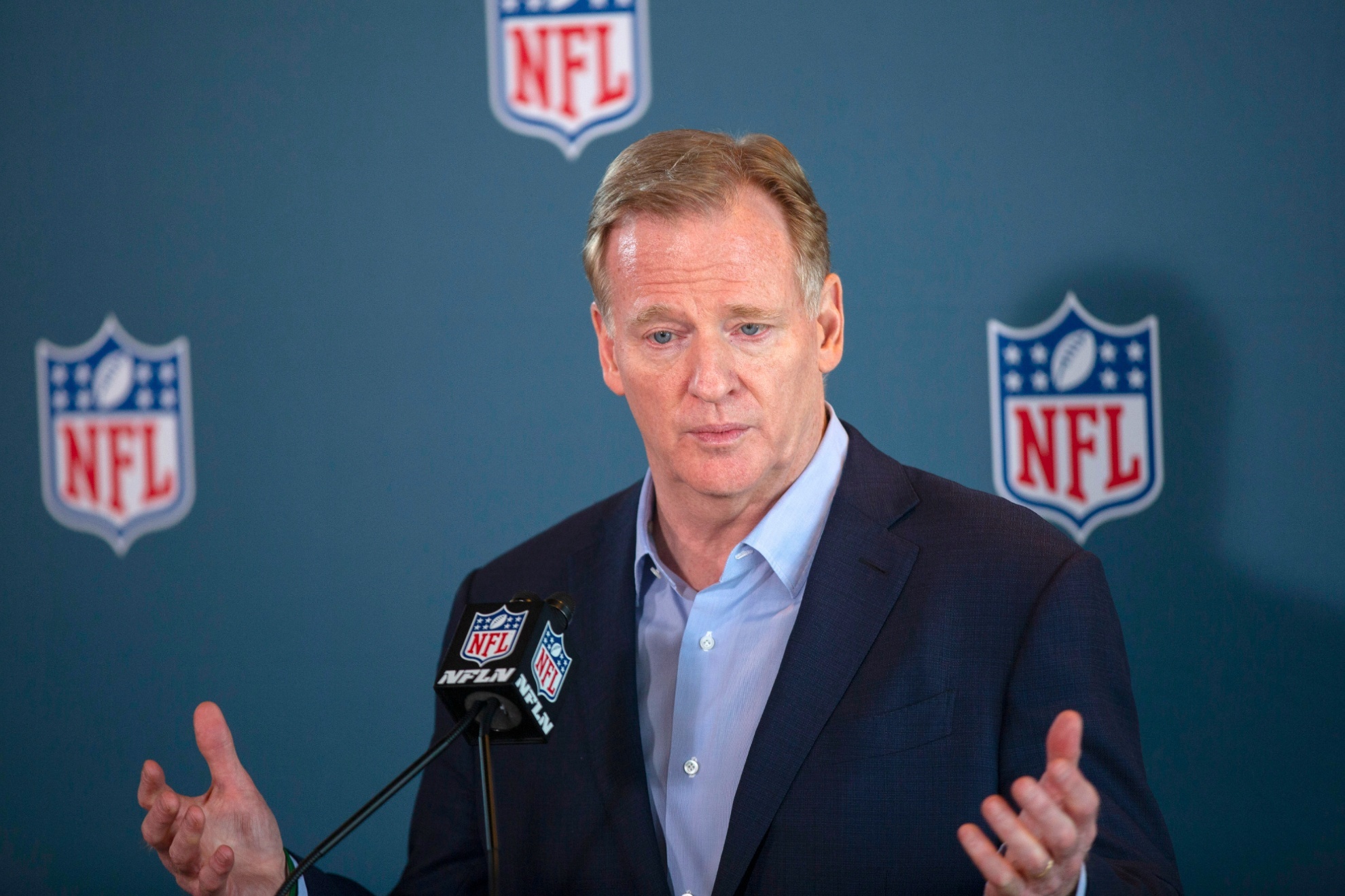 Nfl Owners Extend Roger Goodell's Contract Through March 2031