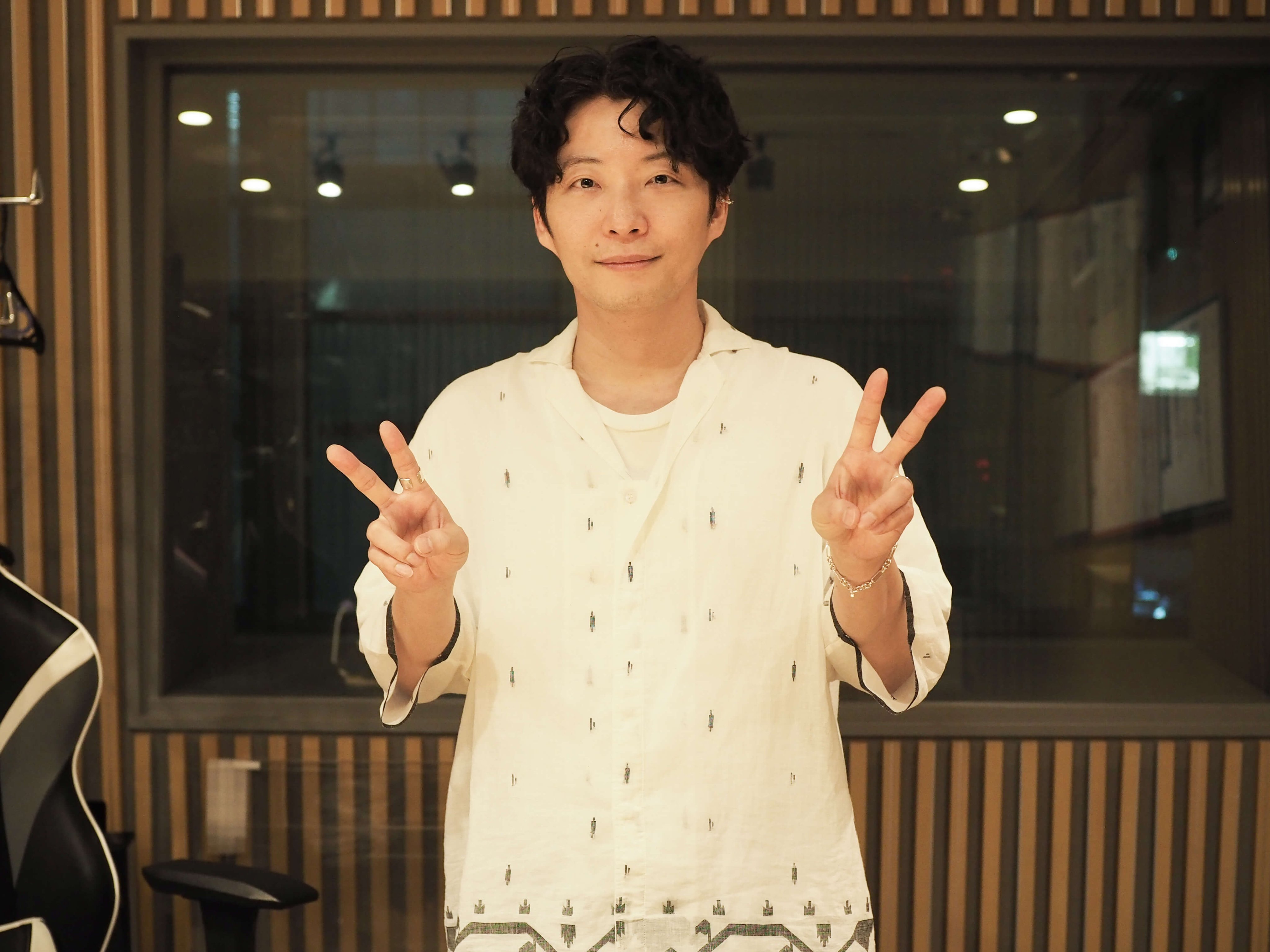 星野源の私服がおしゃれな理由！愛用ブランドと独占着こなし術を公開
