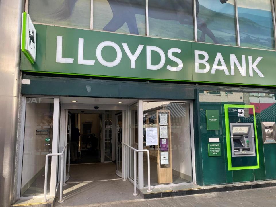Lloyds Bank Introduces New Mortgage Requiring Only Five Thousand Deposit
