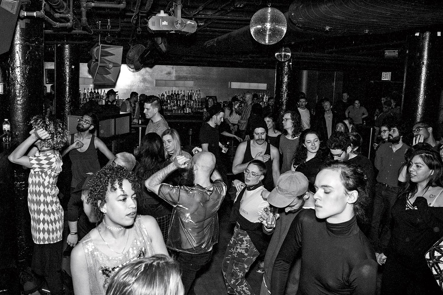 Mallory Zapata and Rigoberto Limas’ First Dance: Chicago House Music and Personal Touches