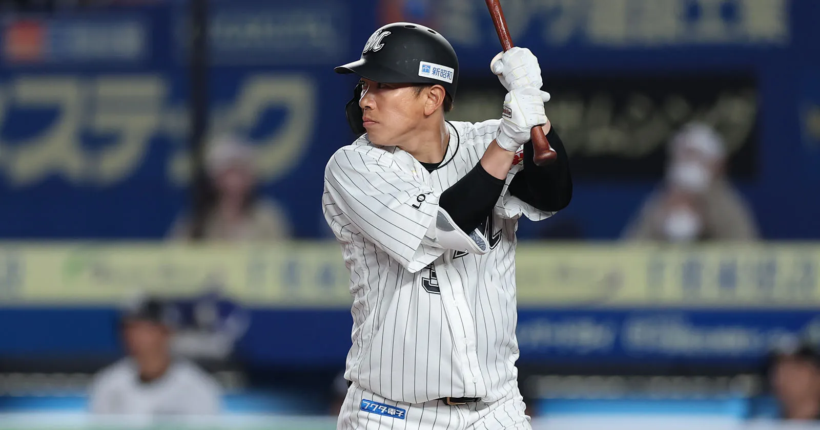 千葉ロッテ角中勝也の現在と年俸推移！引退説の真相と伝説の軌跡