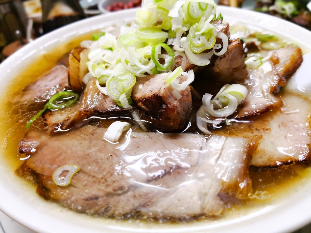 加須の中華かし亀の全貌！肉盛り炒飯の魅力と最新の混雑・並び方検証