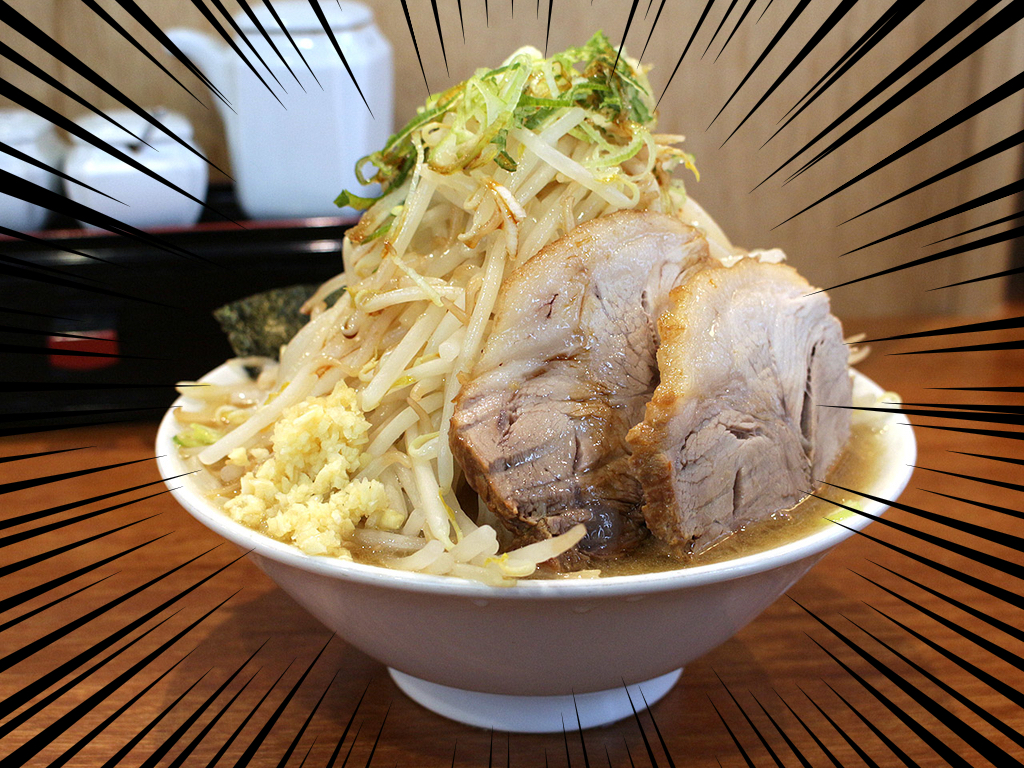名古屋丸の内「肉うどんさんすけ」の衝撃！極太麺と濃厚肉スープの真価