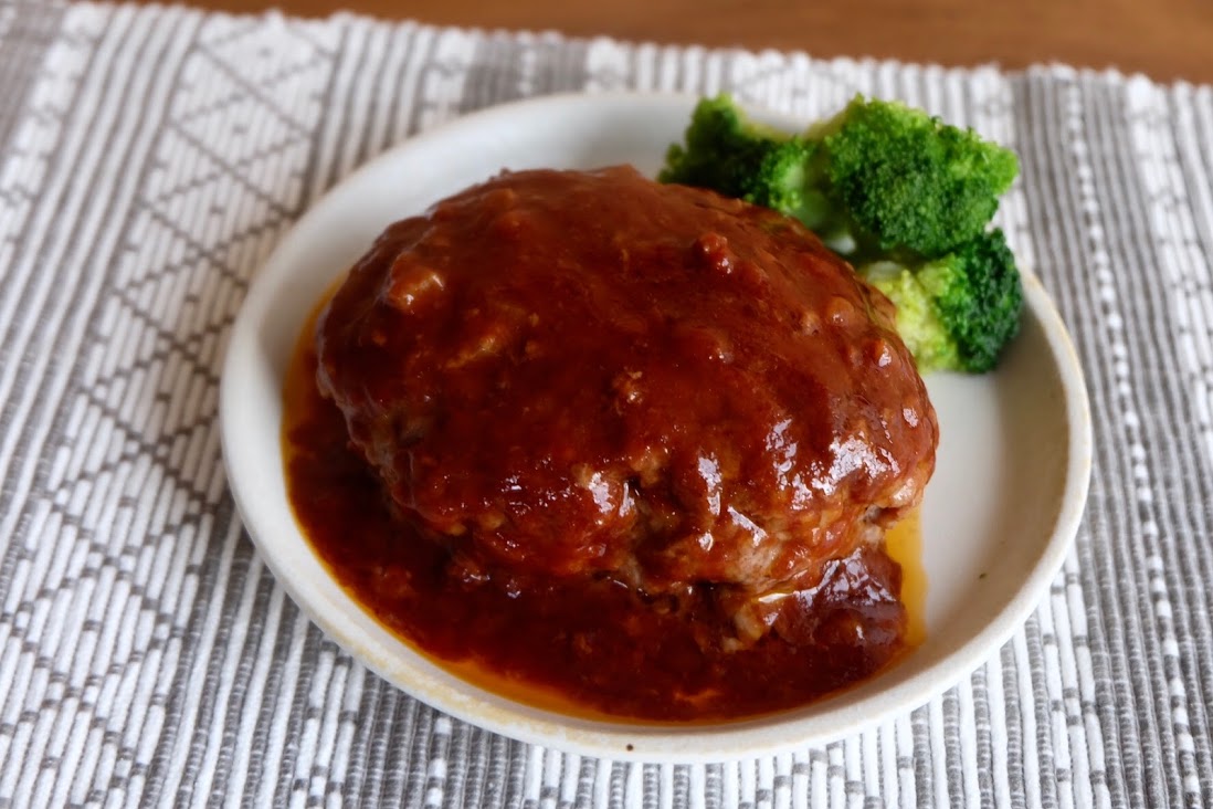 パン粉なしでも肉汁溢れる！失敗ゼロの黄金比率とプロ直伝の裏技