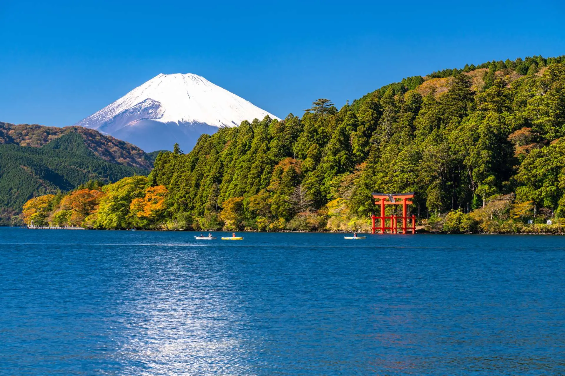 箱根温泉天成園が愛される理由とは？天空露天と豪華バイキングの評判を追う