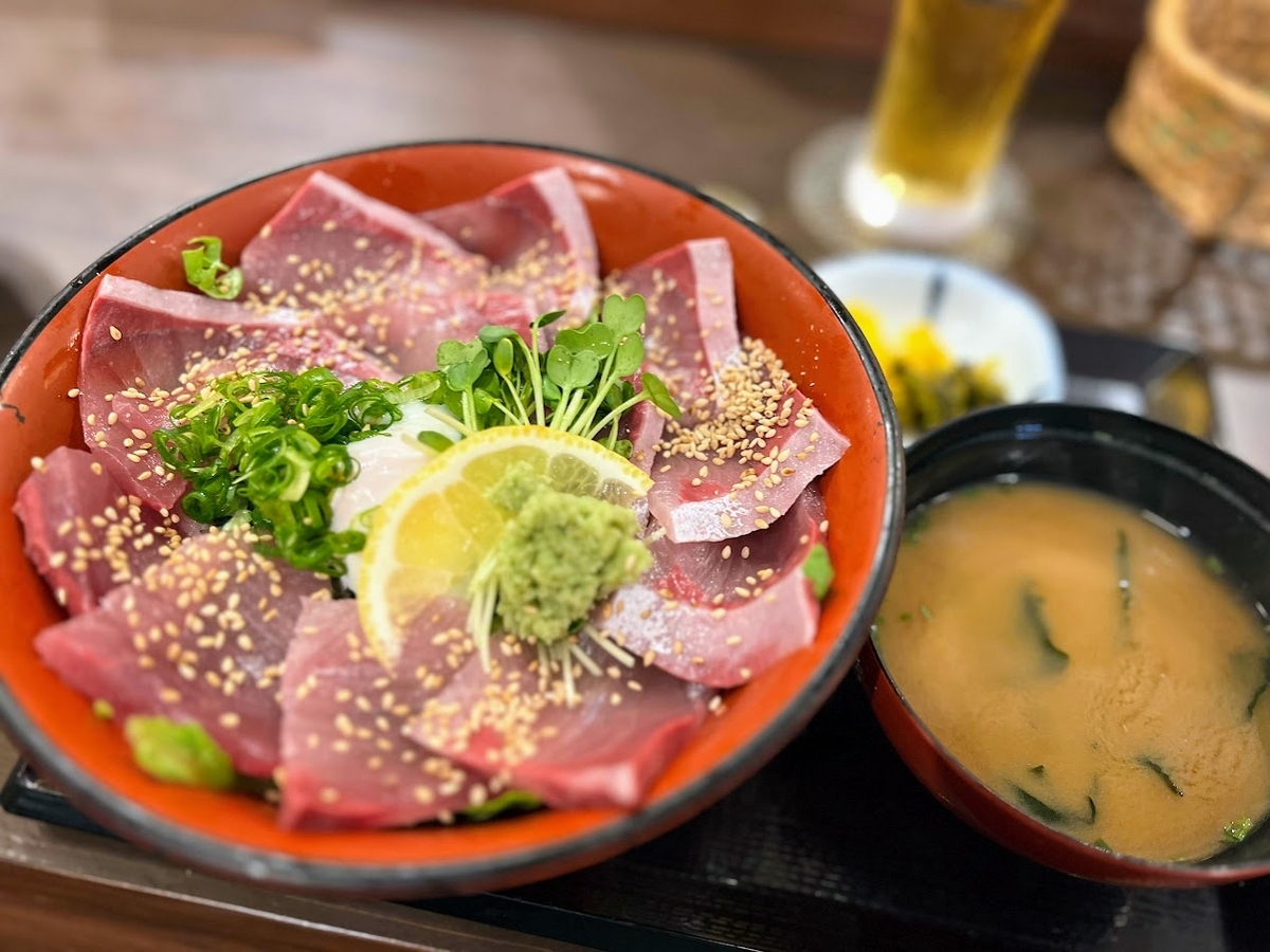 とよ常別府駅前店の特上天丼と行列の真相！待ち時間・予約・駐車場を検証