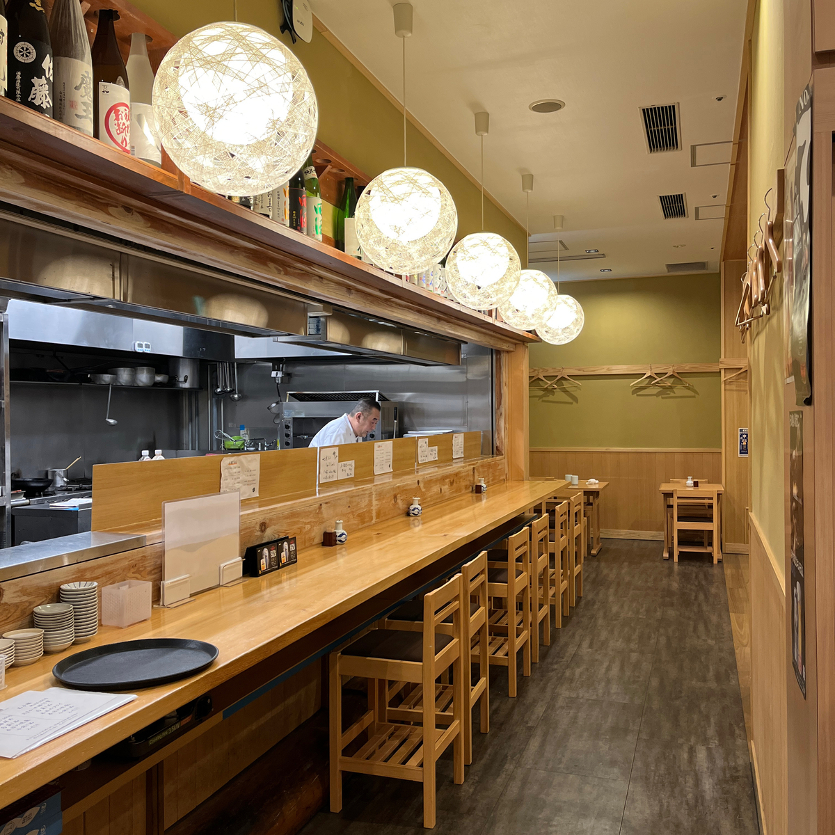 魚料理吉成はなぜ食通を唸らせる？渋谷本店と丸の内店の違いを徹底解剖