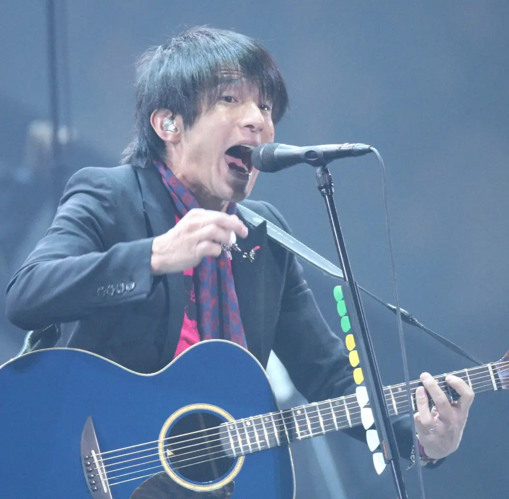 桜井和寿の年齢は現在56歳！衰えぬ歌声と若さを保つ驚きの真相