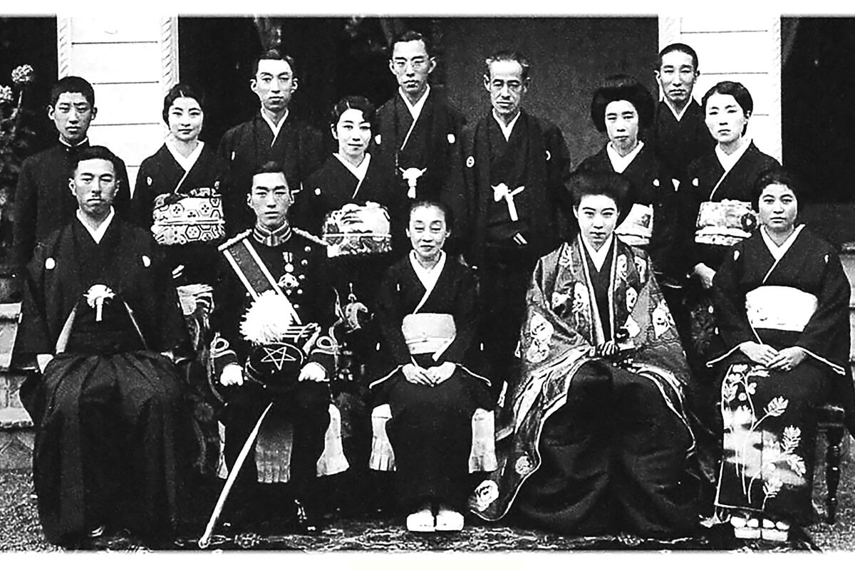 表舞台から消えた特権階級！日本貴族と華族制度の現代における真実