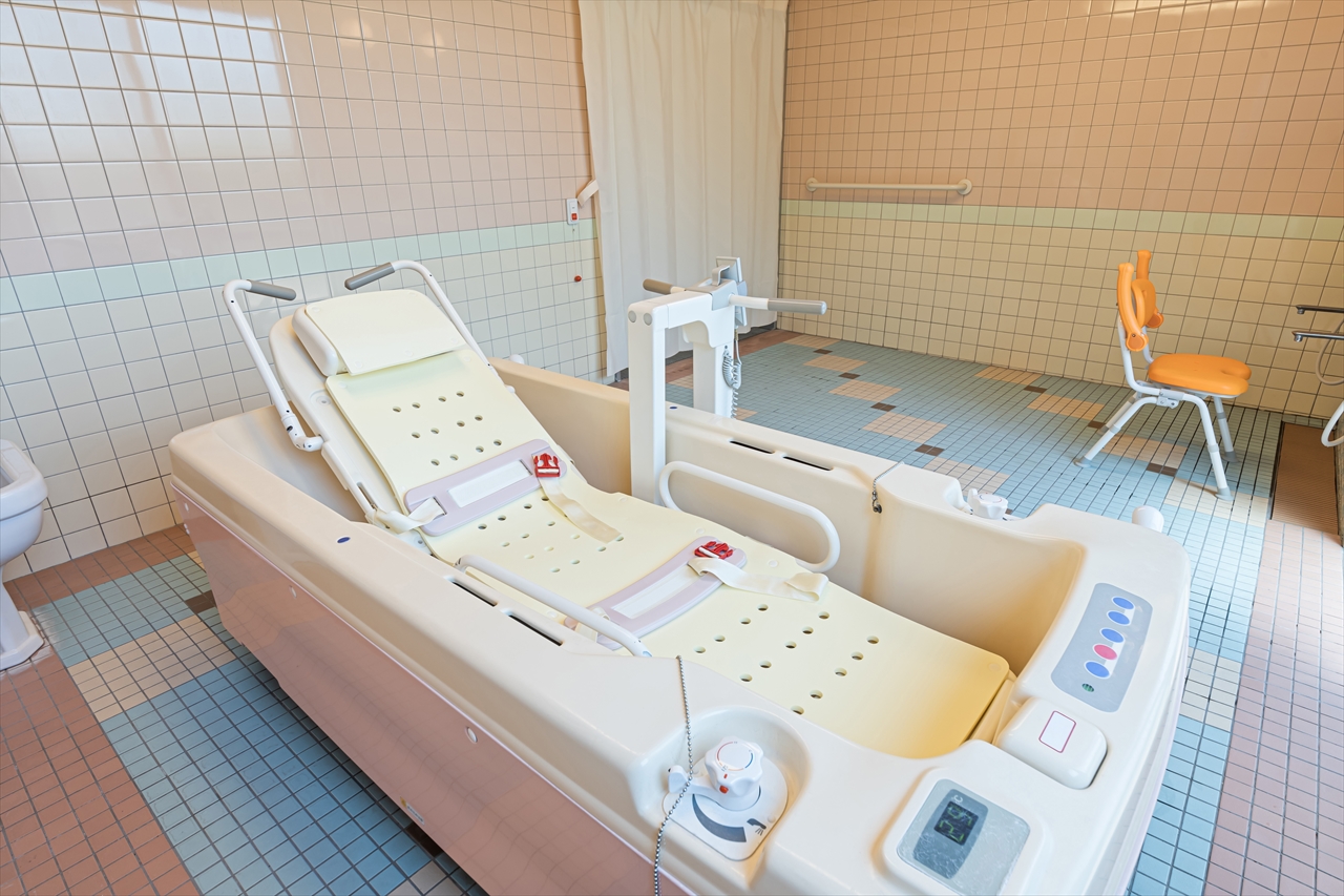 機械浴とは？種類や費用・一般浴との違いと介助手順を現場目線で徹底解説