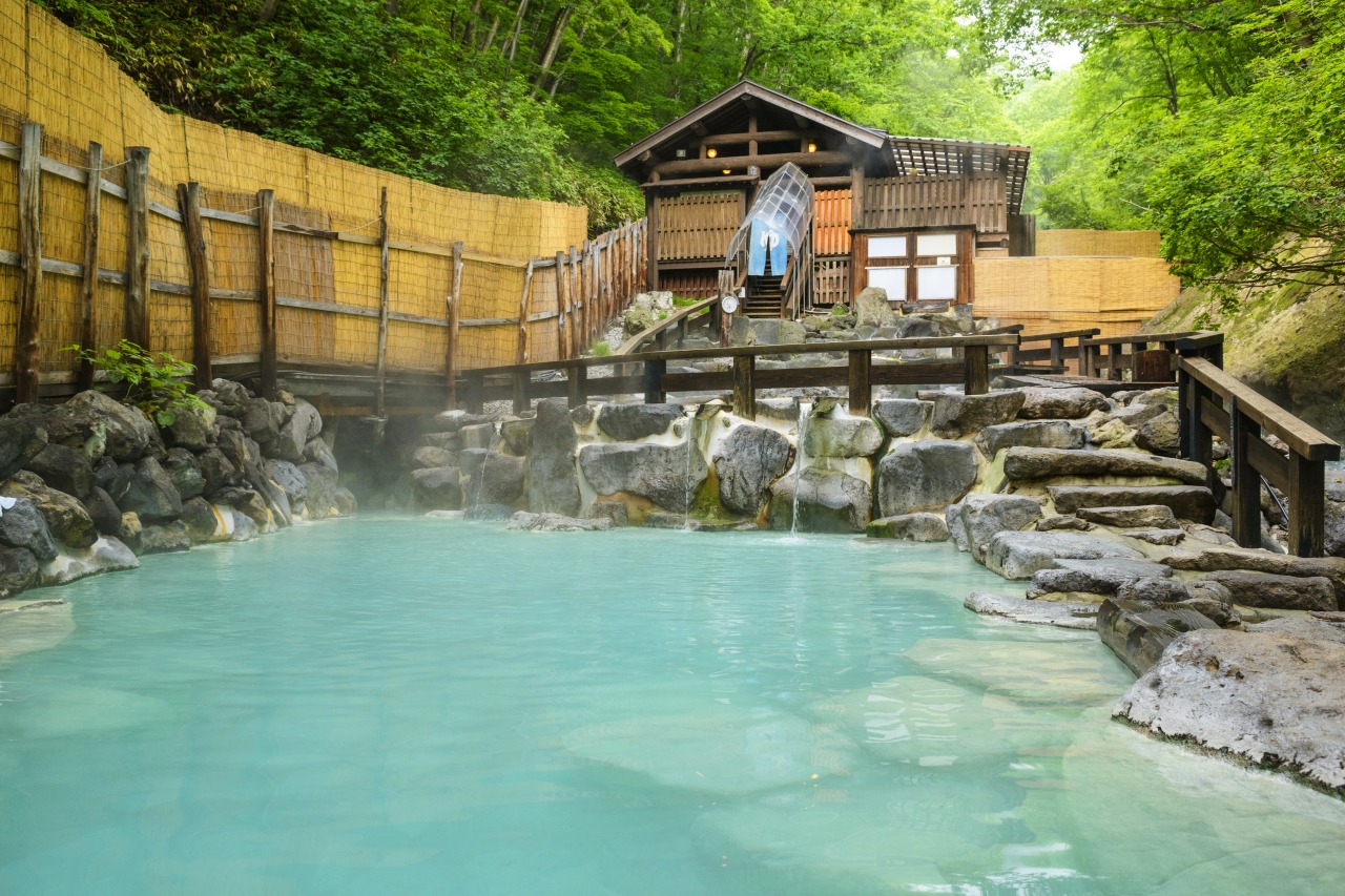 開湯1900年！蔵王温泉の効能と2026年最新の宿泊＆樹氷攻略法