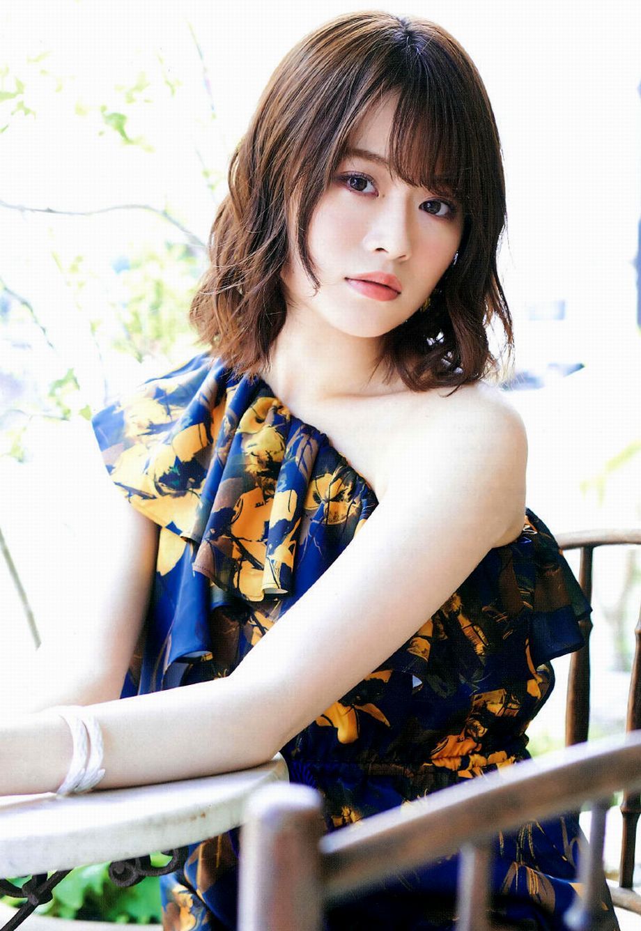 山崎怜奈の現在と結婚の噂を検証！慶応卒の知性派タレント独立の真相
