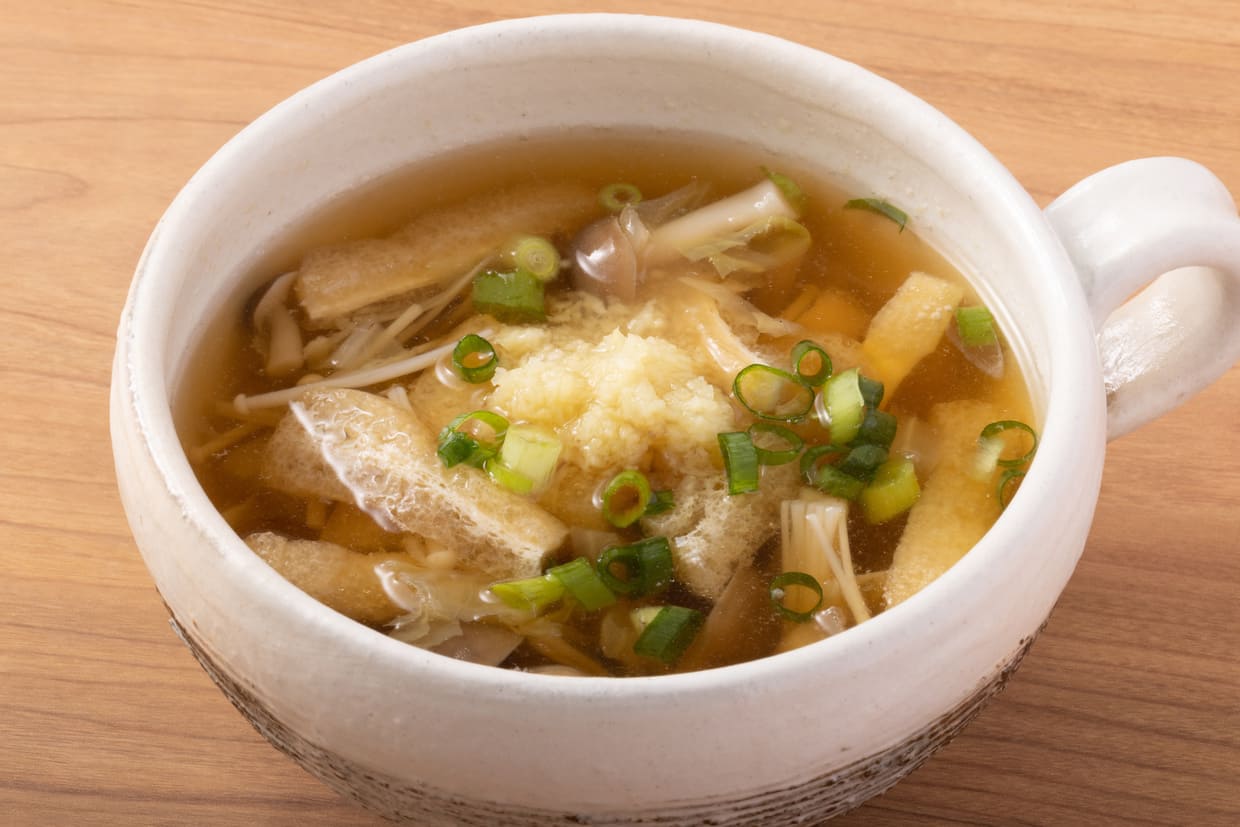 芯から温まる生姜スープの驚愕効果！脂肪燃焼＆免疫力向上レシピ