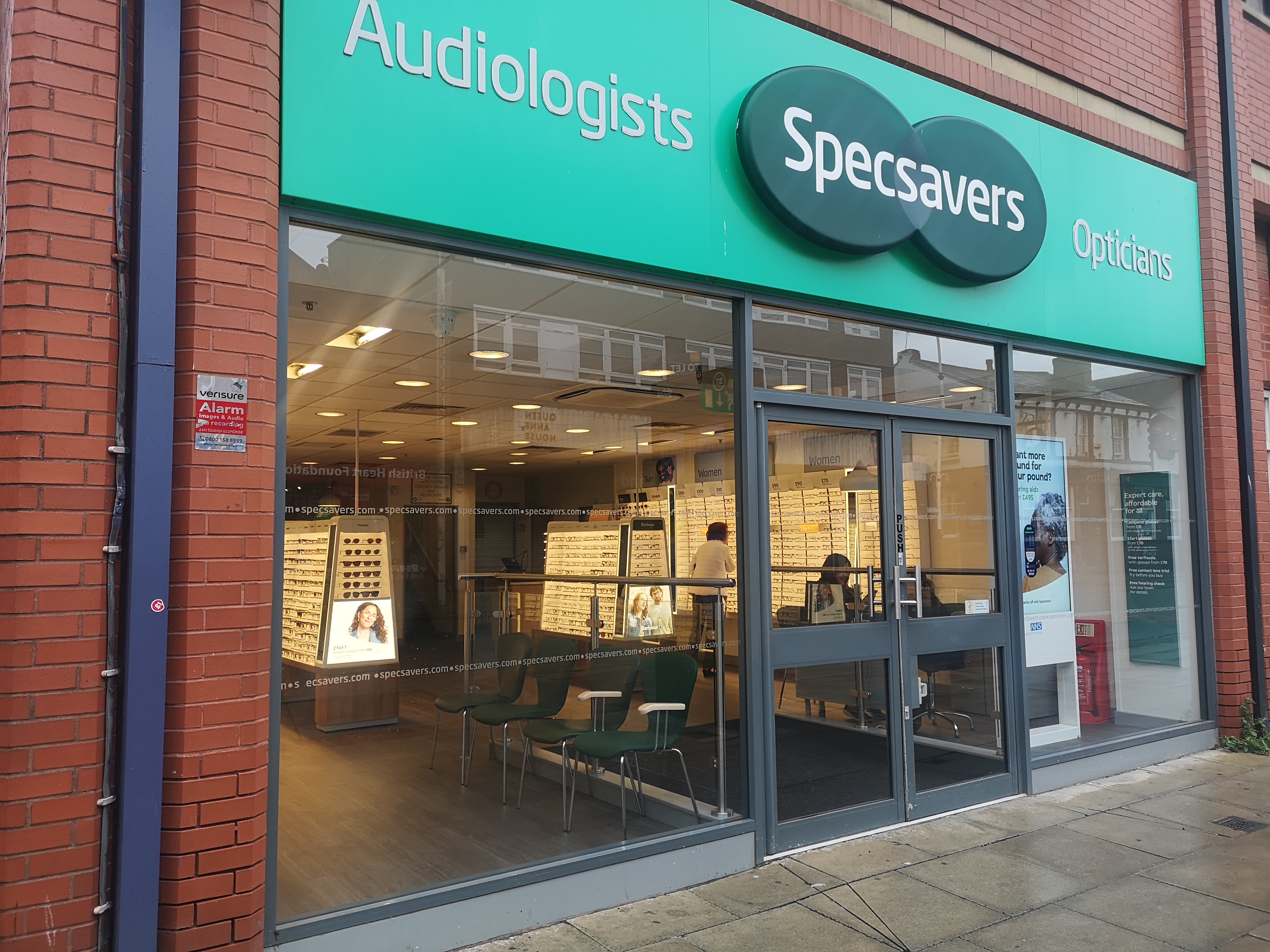 Specsavers Opticians and Audiologists - Southport