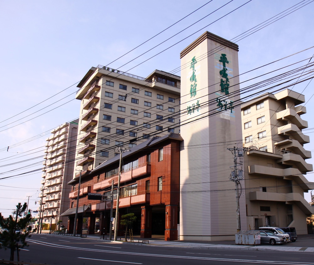函館海洋亭の真実｜開陽亭の活イカ踊り造りと混雑予約を完全解説