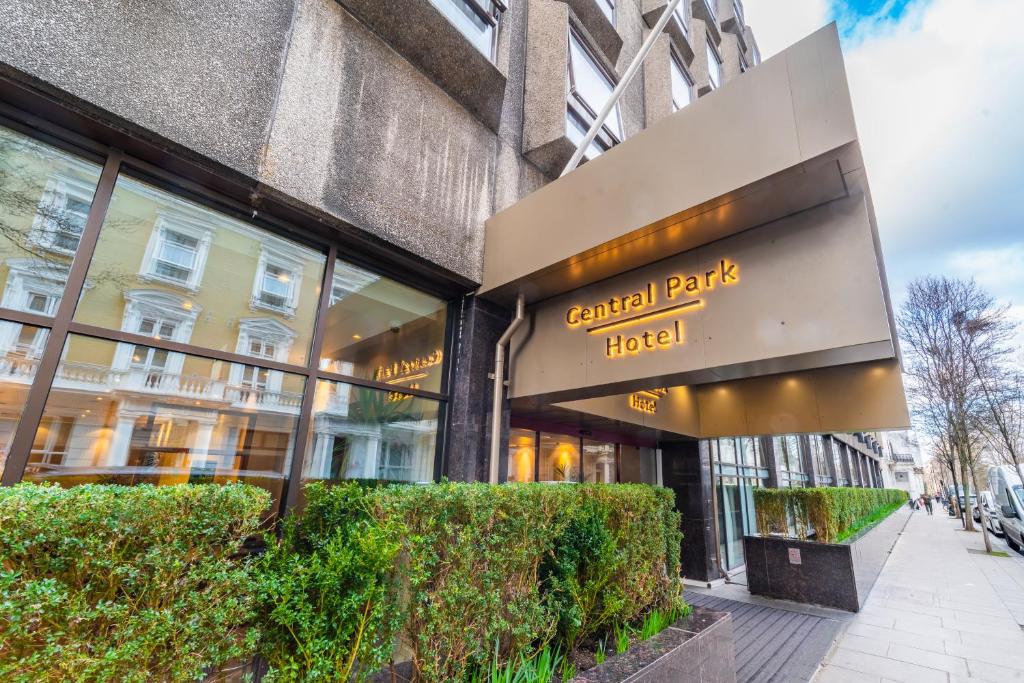 Central Park Hotel 49-67 Queensborough Terrace London W2 3Sy