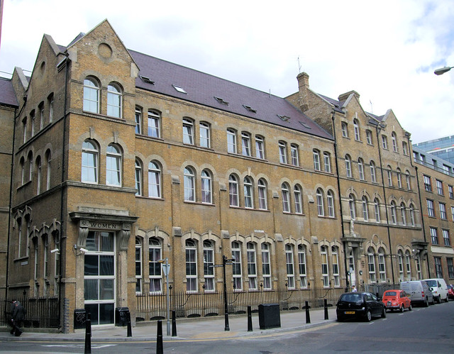 Lilian Knowles House 50 Crispin St London E1 6Hq