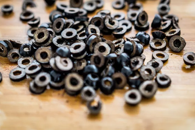 Can I Freeze Black Olives
