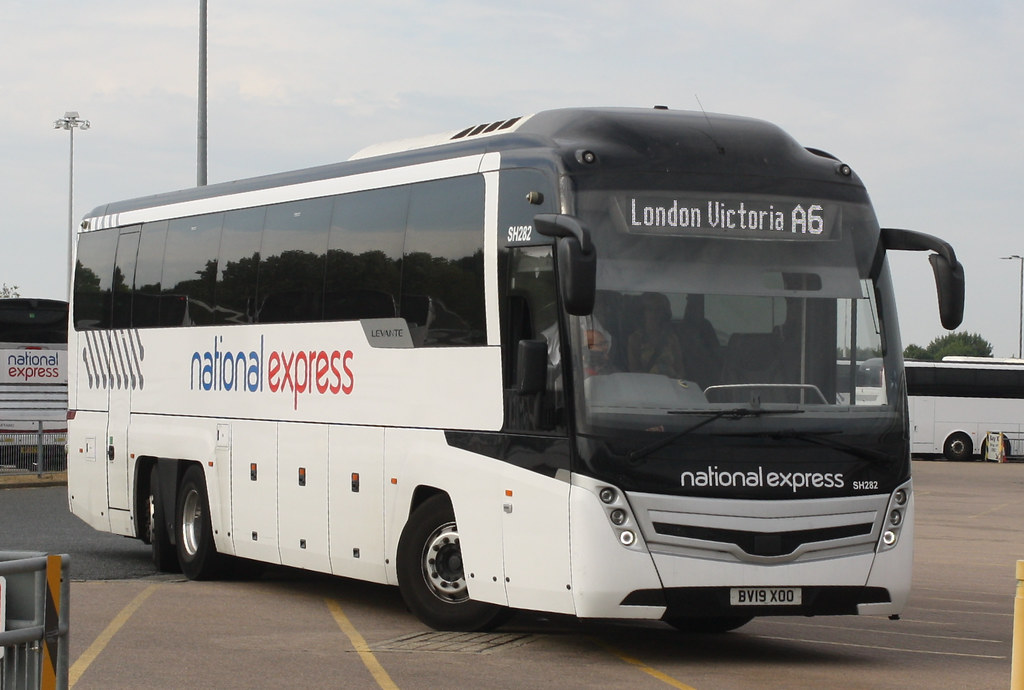 National Express Coach from Victoria to Stansted Airport