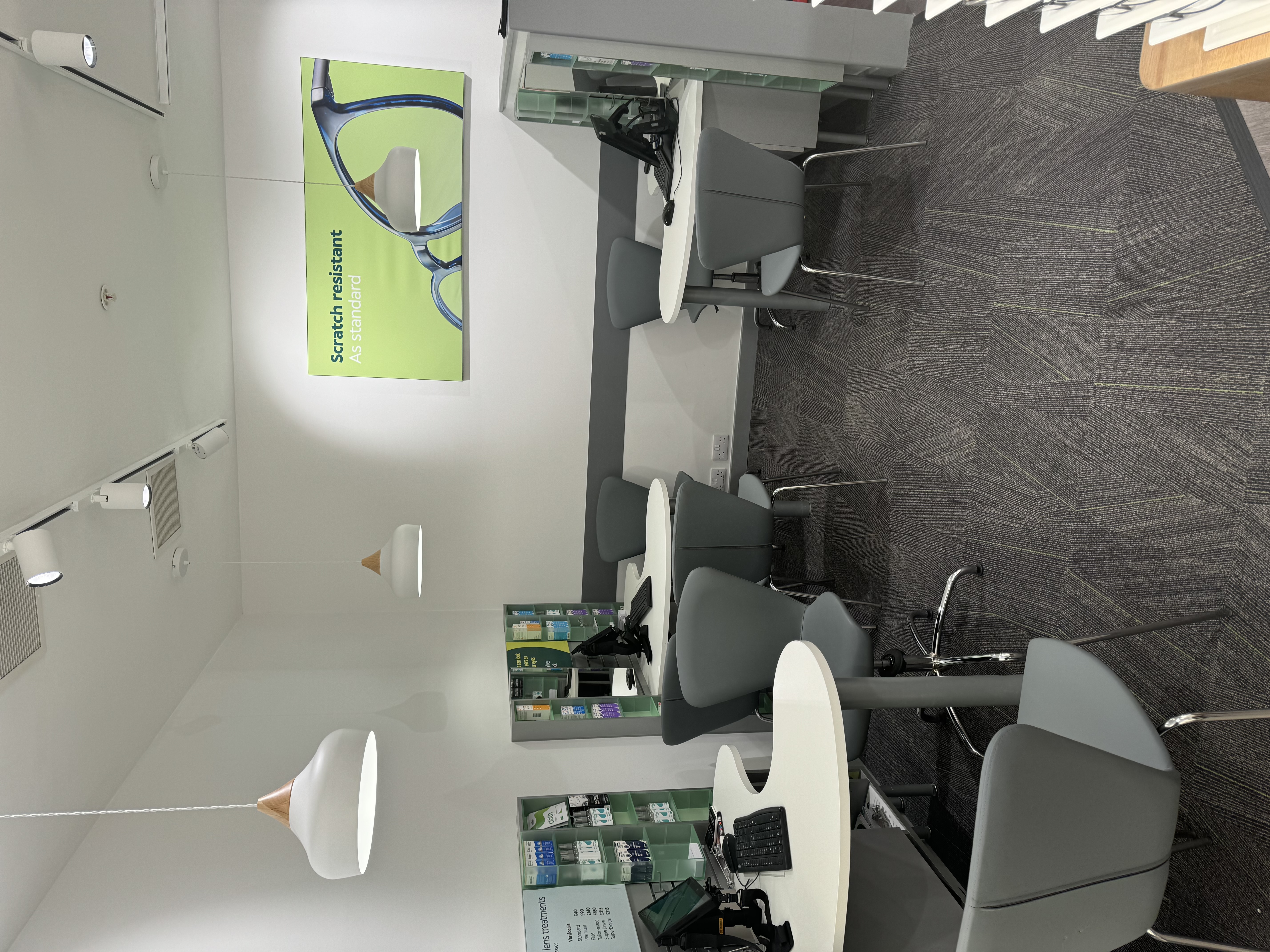 Specsavers Opticians and Audiologists - Cheltenham