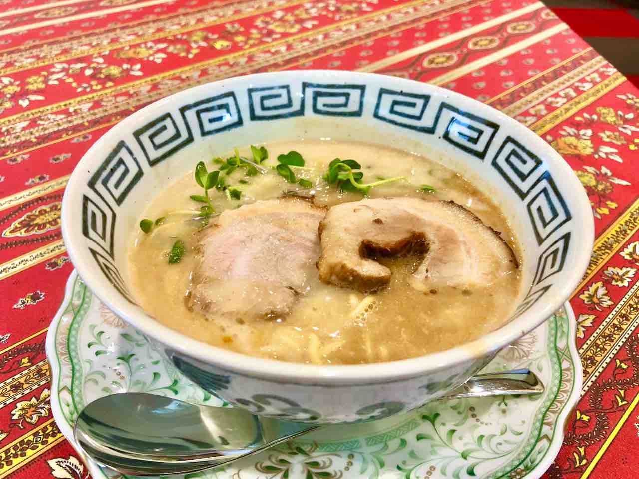 鎌倉の隠れ家フレンチ「ル・カフェ・プランタニエ」の魅力と予約攻略法