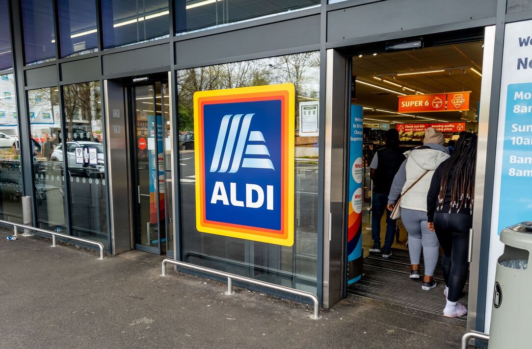 Is Aldi Open on Bank Holiday