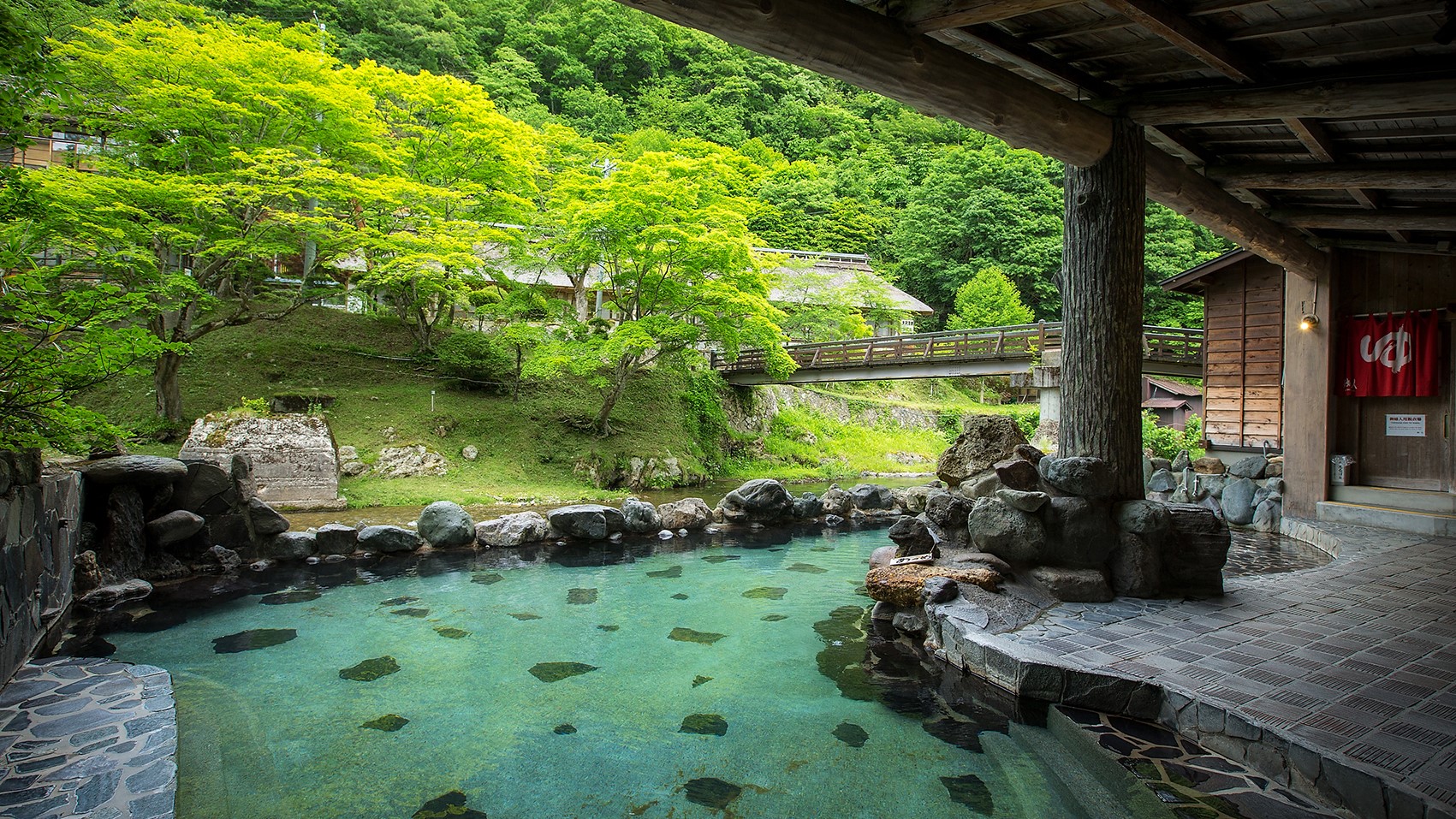 花巻・大沢温泉に人々が通い詰める理由｜混浴の実態と自炊部の深層