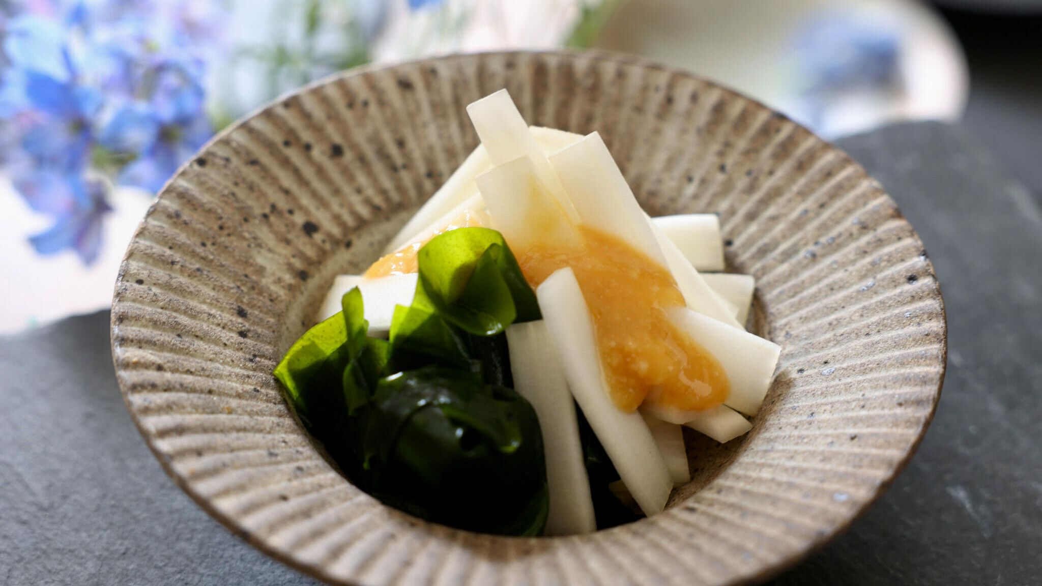 うどの酢味噌和えプロの黄金比｜苦味と変色を防ぐ下処理と極上レシピ