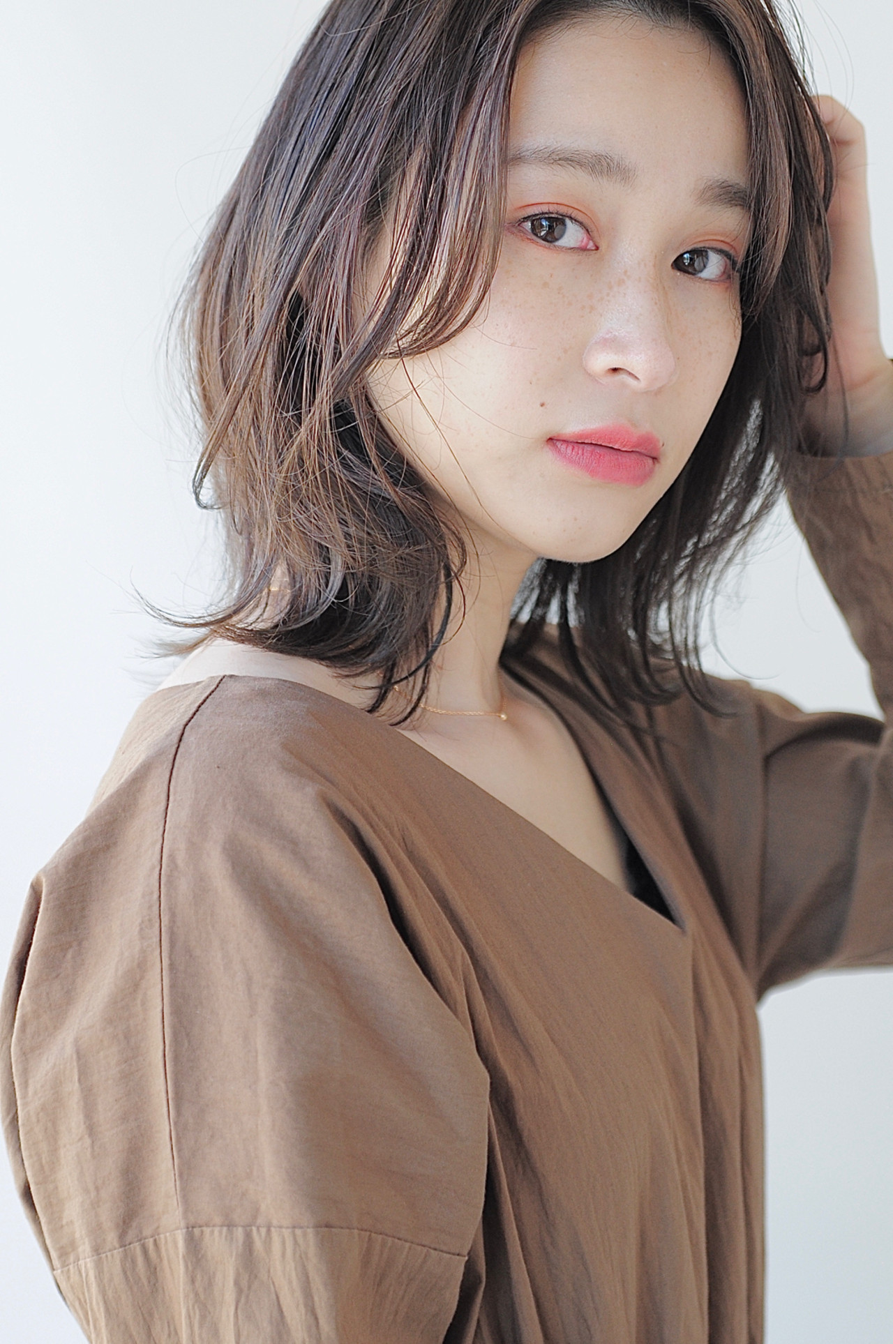 井川遥の最新髪型を徹底解剖！かきあげ前髪と大人ボブの頼み方全極意