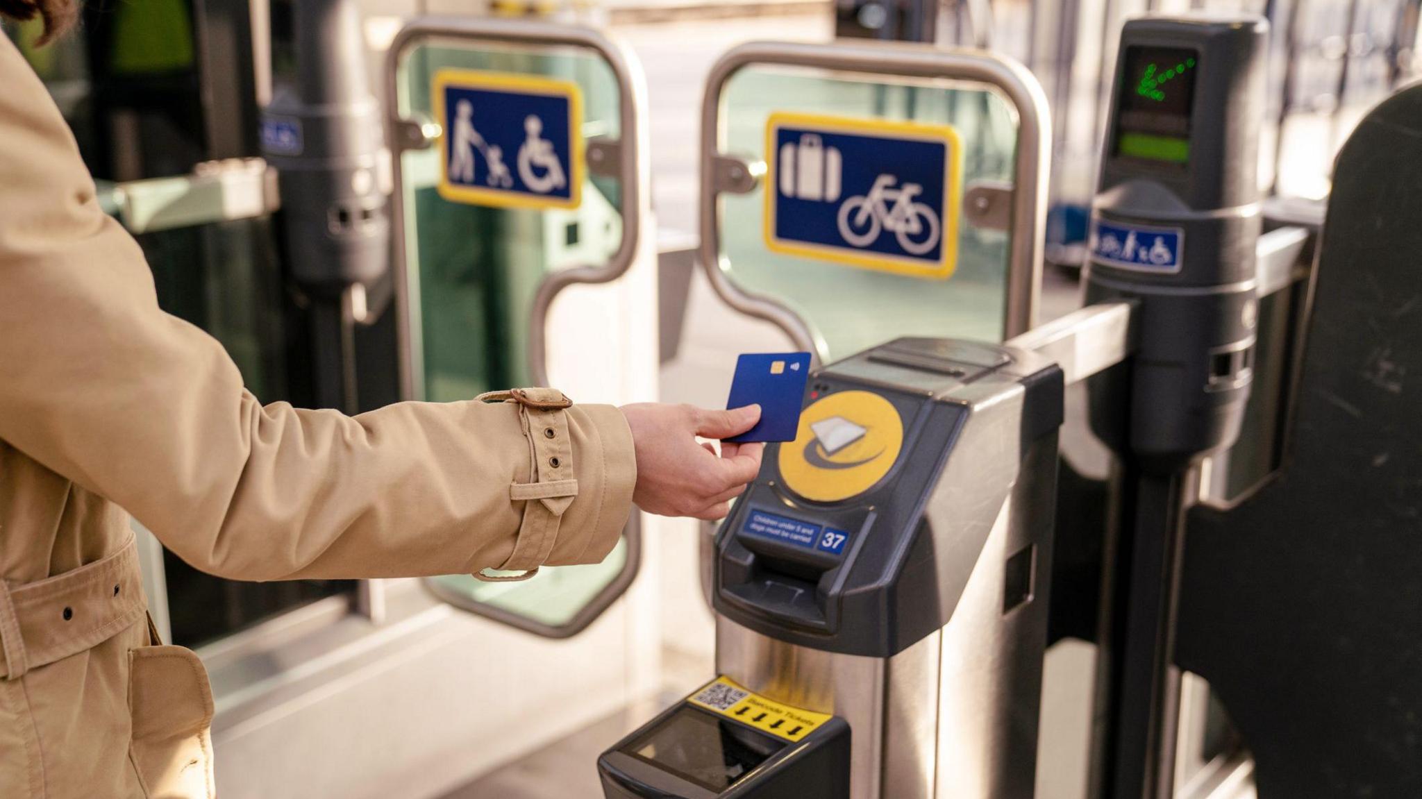 Tfl Fare Evasion Contactless Bank Card
