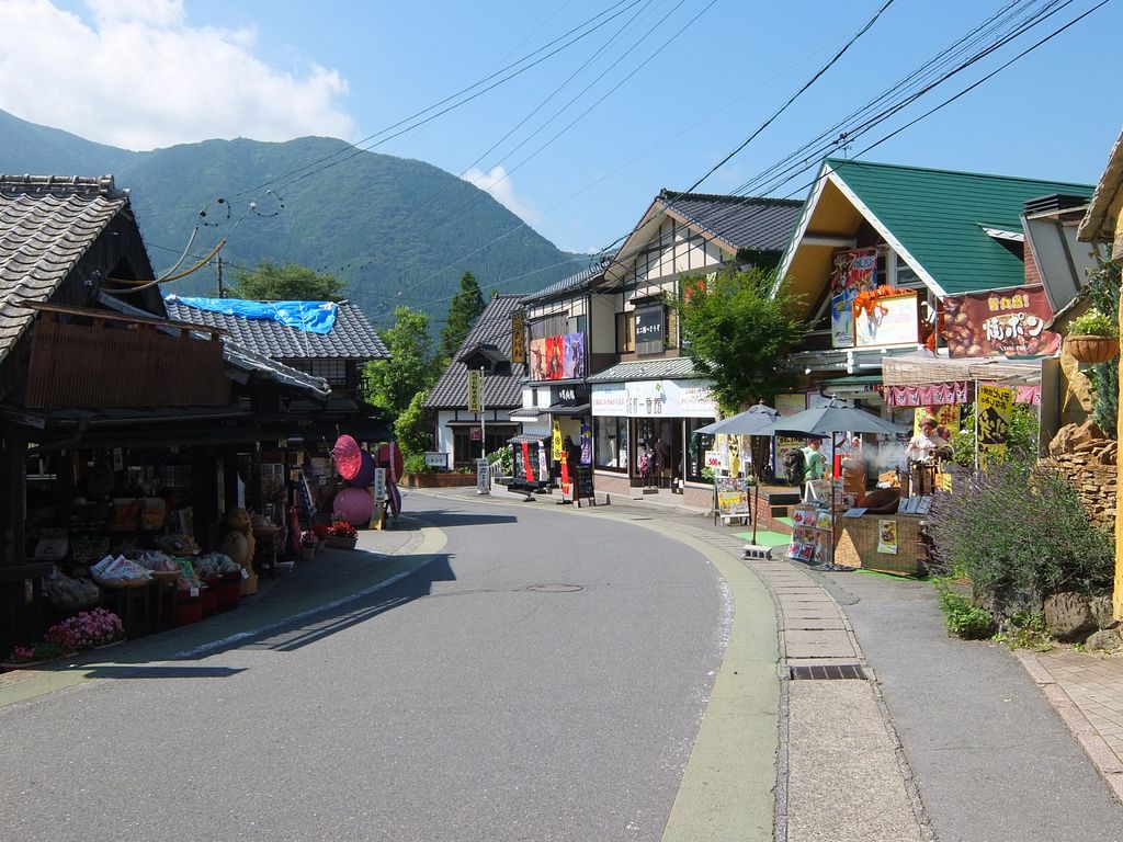 湯布院町川上が今選ばれる理由とは？名旅館と絶品グルメの真実