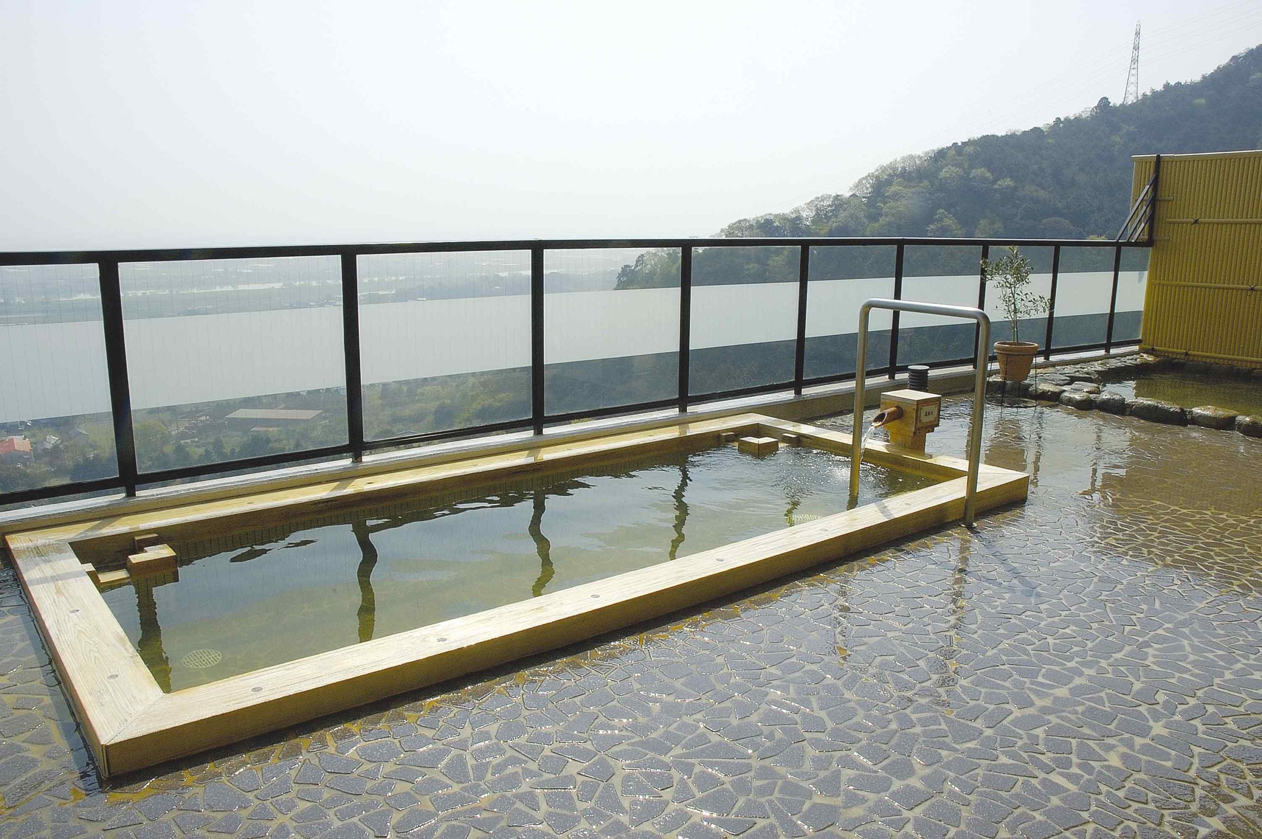 南濃温泉水晶の湯の全貌！料金から絶景露天・混雑対策まで徹底解剖