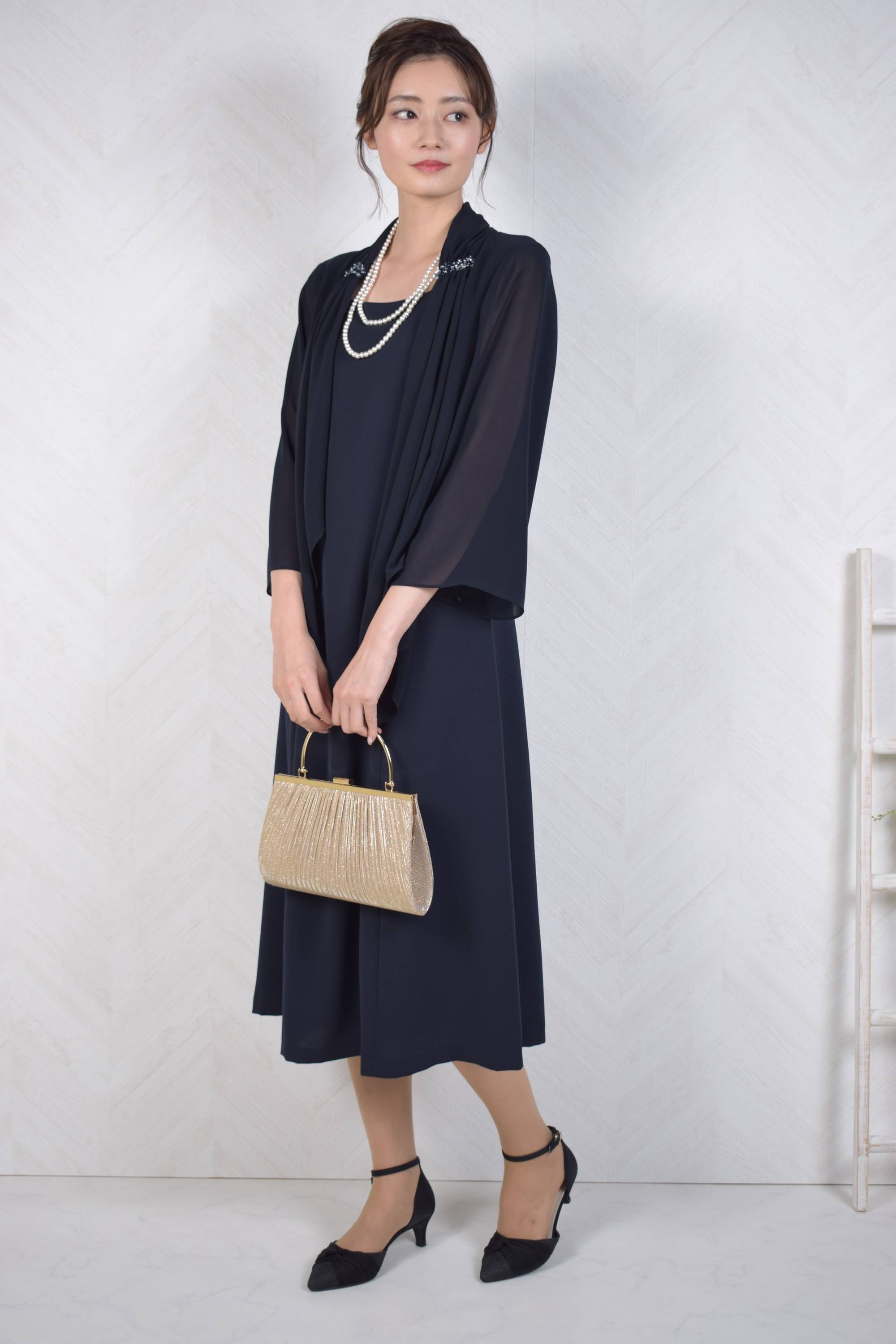 2026年最新マナーと本音｜50代親族の結婚式服装、痛く見えない「上品な格言」とリアルな失敗談